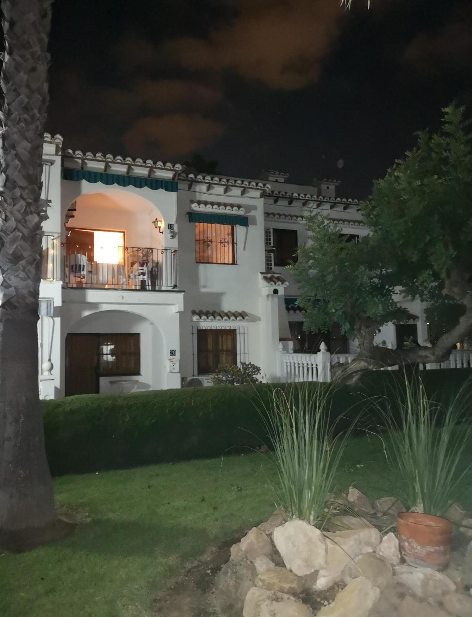 Spanish Style With Terrace Apartment